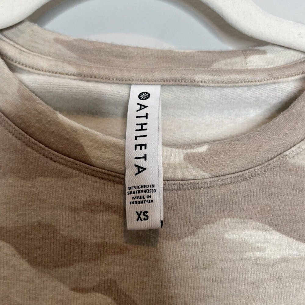 Athleta Coaster Luxe Sweatshirt Camo Tan Size XS - Picture 5 of 9